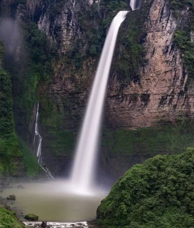 带你去看美丽的风景：人间仙境般的尖朵朵瀑布