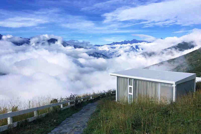 神仙颜值的小众旅游景点3、成都浮云牧场