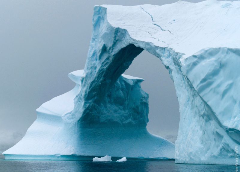 格陵兰岛拱门冰山奇观
