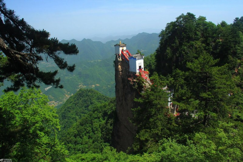 中国八大最险寺庙1、陕西塔云山道观