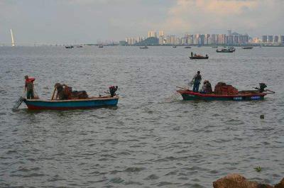 渔民海上交易传播链条没得到有效控制前，去沿海城市旅游风险较大