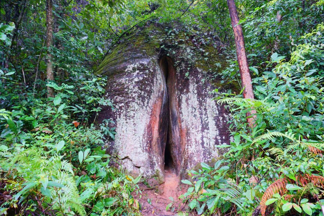 阴元山阳元石图片