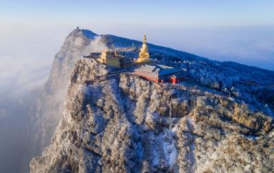 中国佛教名山有哪些？佛教名山有几座山？中国佛教圣地盘点