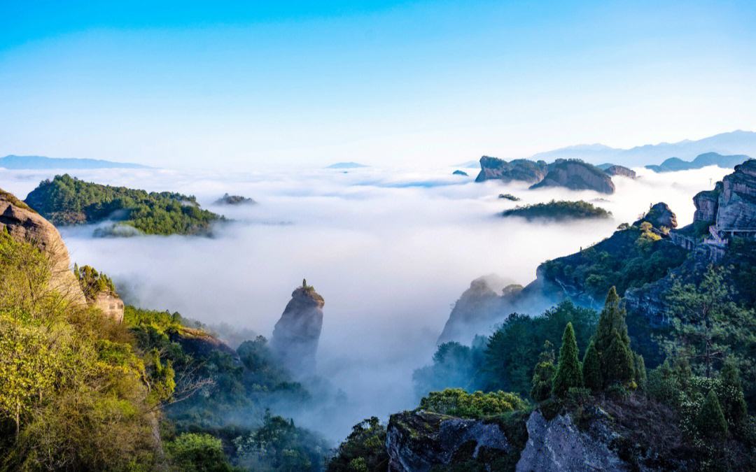 3、冠豸山