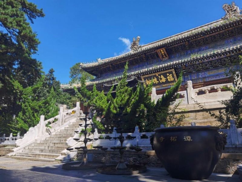 北京门头沟潭柘寺