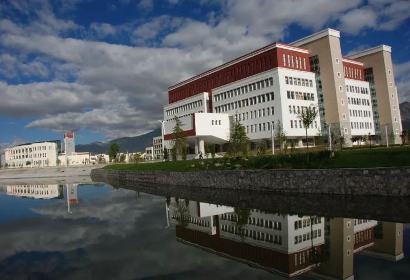 西藏大学