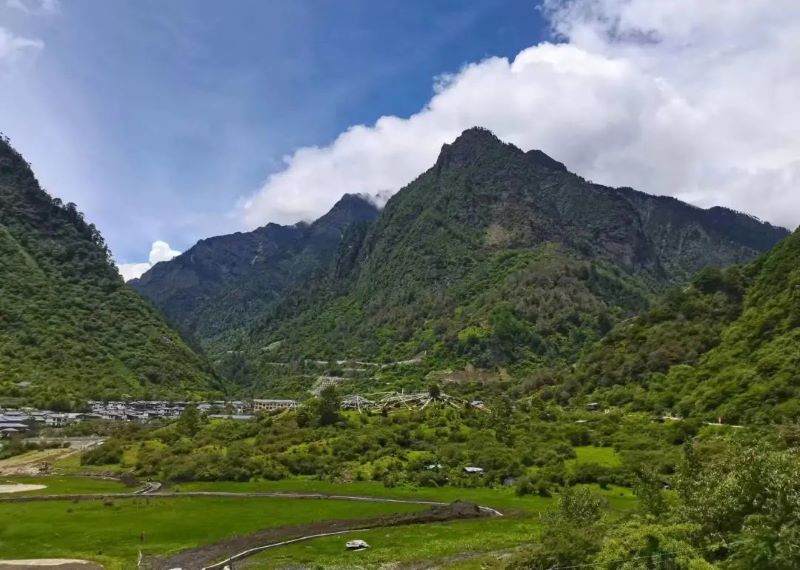 西藏扎日风景区