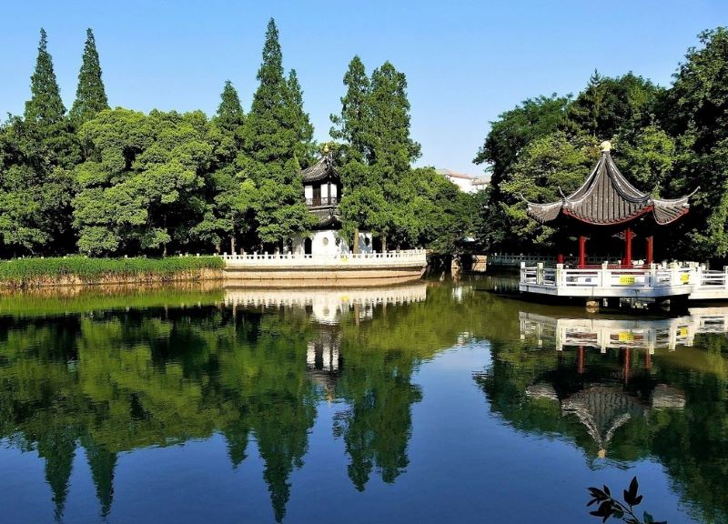 汇龙潭公园