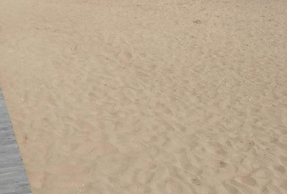 布尔津托洪台阳光沙滩