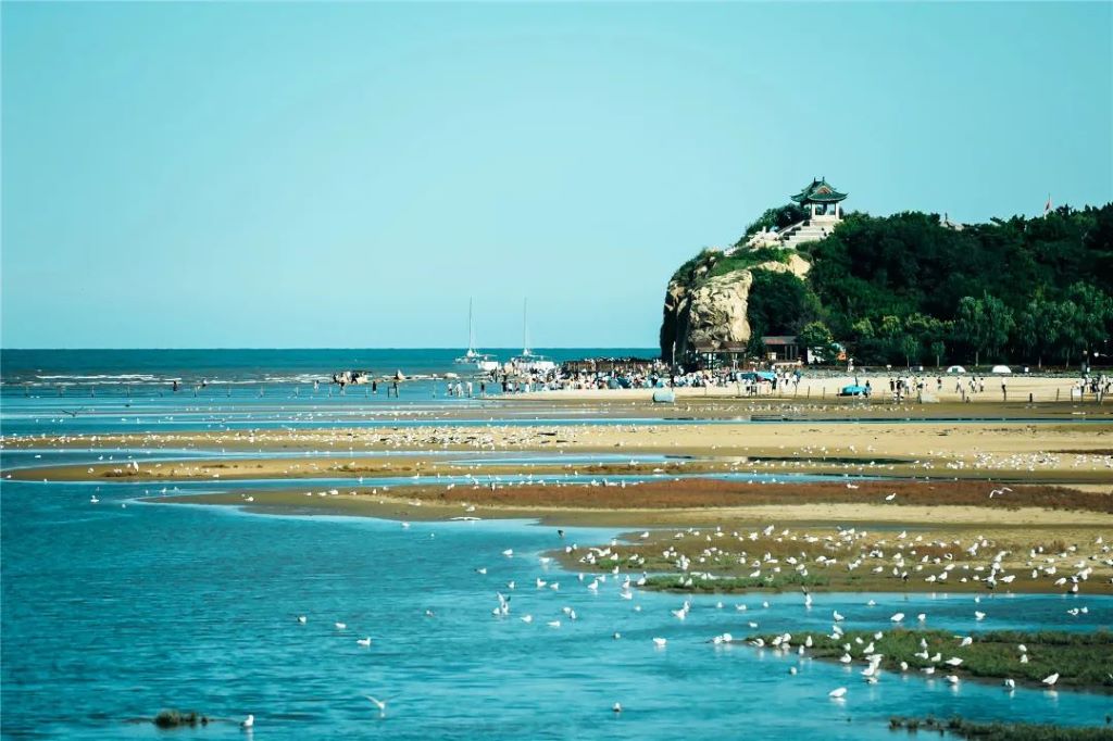 北戴河，秦皇岛的海滨小城,夏日的避暑胜地